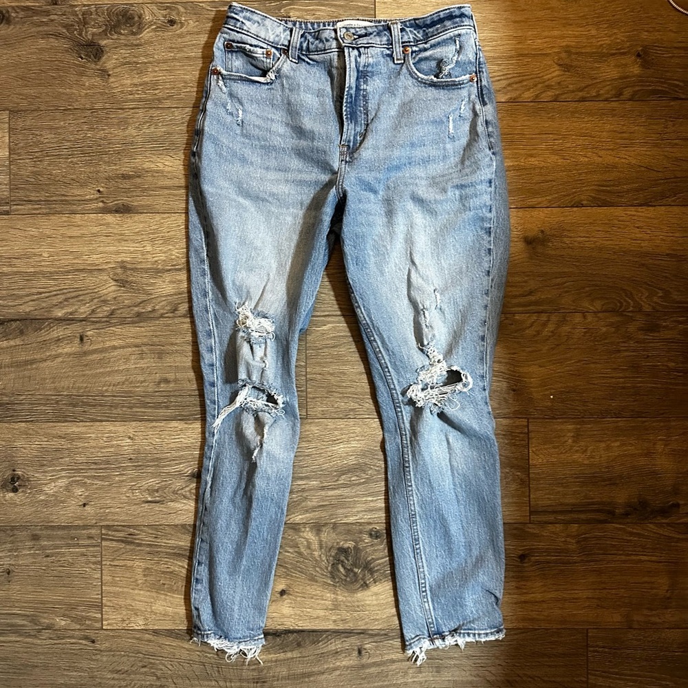 Distressed High Rise Jeans - Picture 2 of 7